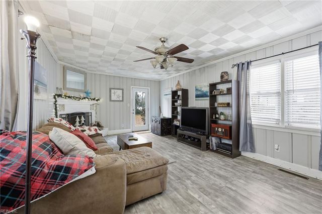 4323 Caroline AVE, Portsmouth, VA 23707