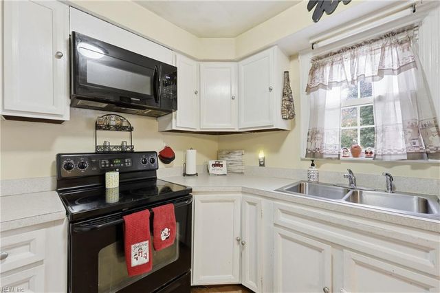 4323 Caroline AVE, Portsmouth, VA 23707