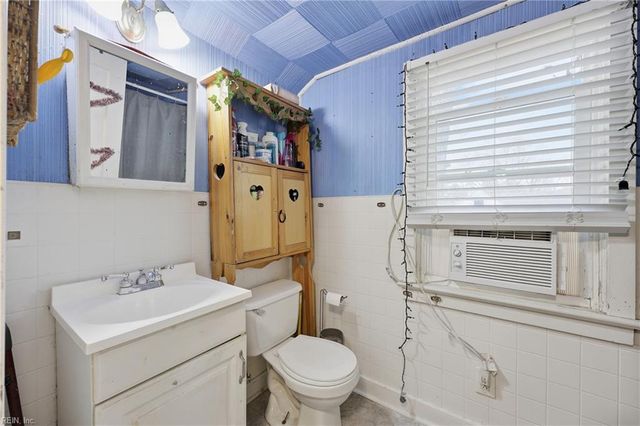 4323 Caroline AVE, Portsmouth, VA 23707