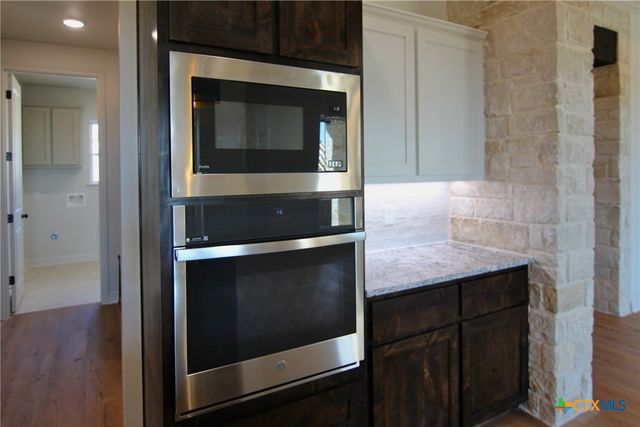 5034 Bella Charca Parkway, Nolanville, TX 76559