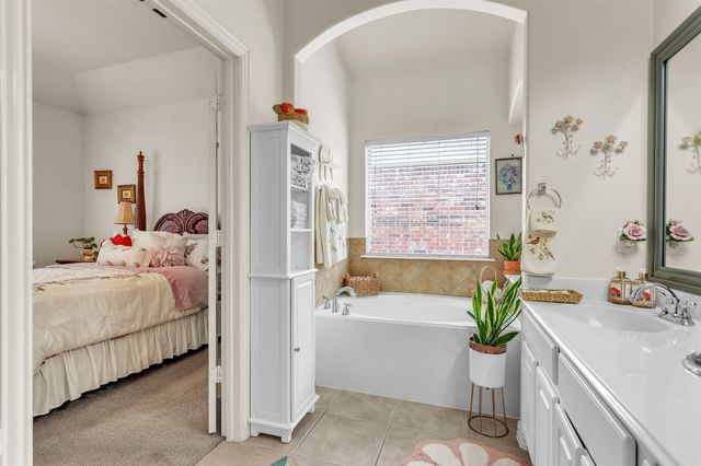 7112 Middleburg Drive, Plano, TX 75074