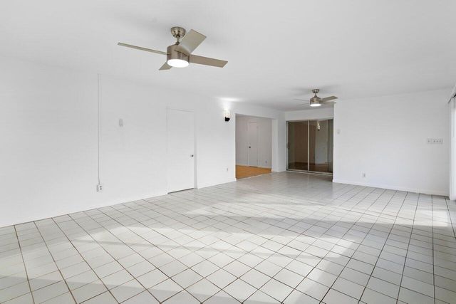 617 SE 8th Avenue, Deerfield Beach, FL 33441