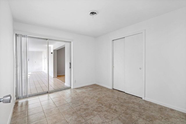 617 SE 8th Avenue, Deerfield Beach, FL 33441