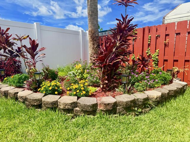 617 SE 8th Avenue, Deerfield Beach, FL 33441