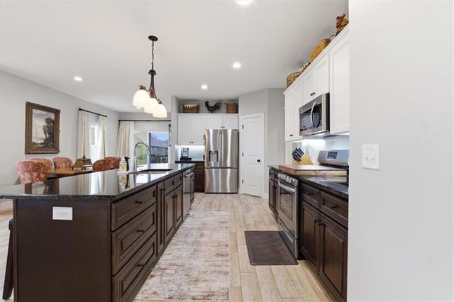 720 Gamma Grass Place, Raymore, MO 64083
