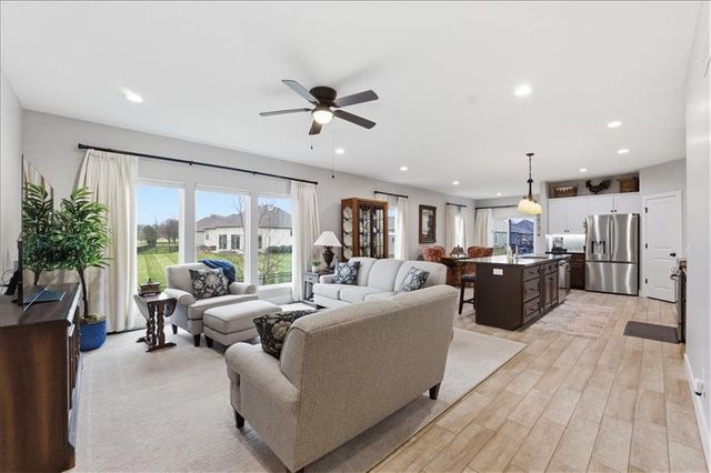 720 Gamma Grass Place, Raymore, MO 64083