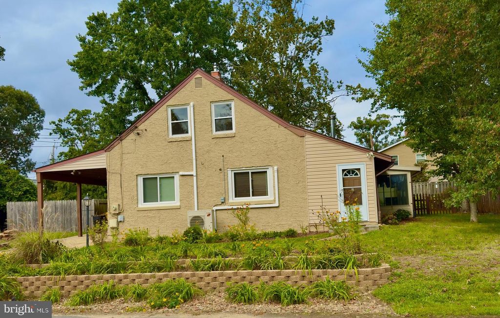 2033 SHORE DR, Edgewater, MD 21037