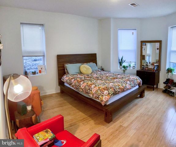5010 CATHARINE ST, Philadelphia, PA 19143