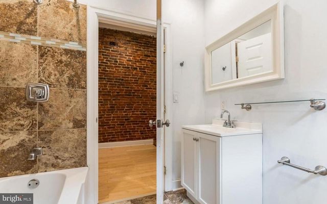 5010 CATHARINE ST, Philadelphia, PA 19143
