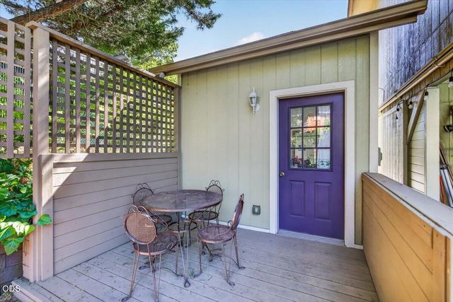 1748 NW Crescent Drive, Grants Pass, OR 97526