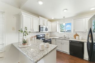 900 Countryside Road, Waconia, MN 55387