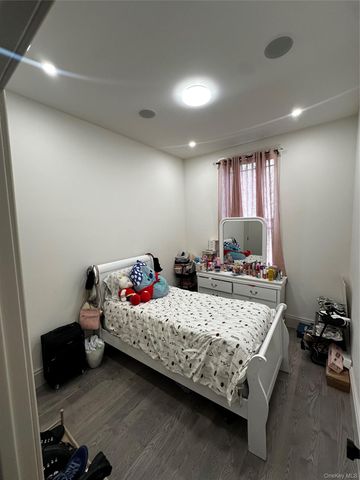 919 Crescent Street, Brooklyn, NY 11208