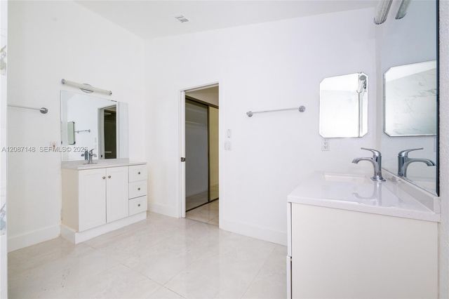 9706 Harbour Lake Circle, Boynton Beach, FL 33437
