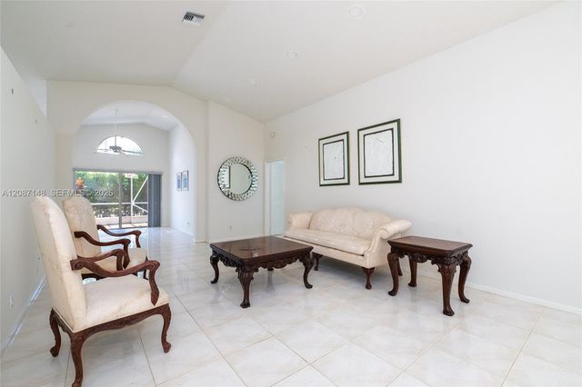 9706 Harbour Lake Circle, Boynton Beach, FL 33437