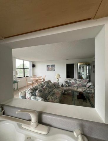 600 Egret Circle 7305, Delray Beach, FL 33444