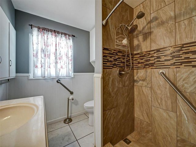 9714 SE 110TH ST RD, Belleview, FL 34420