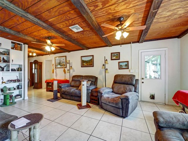 9714 SE 110TH ST RD, Belleview, FL 34420