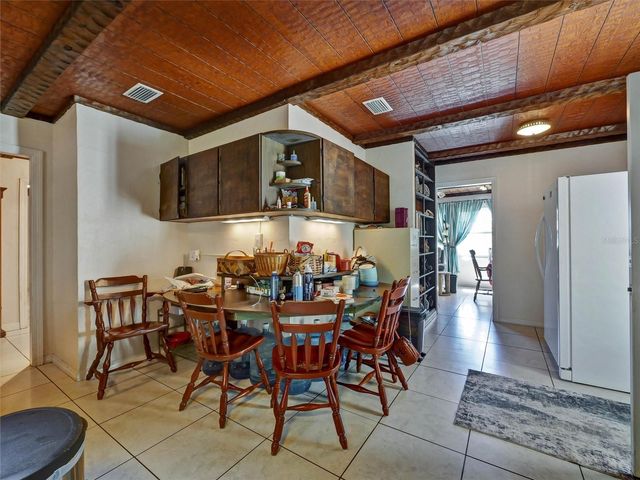 9714 SE 110TH ST RD, Belleview, FL 34420