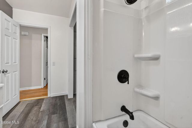 257 Lake Shore Drive, East Greenbush, NY 12144