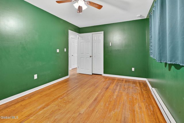 257 Lake Shore Drive, East Greenbush, NY 12144