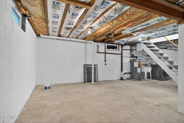 257 Lake Shore Drive, East Greenbush, NY 12144