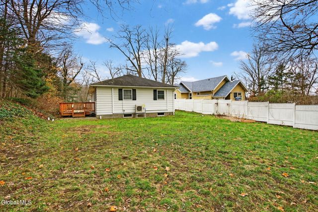 257 Lake Shore Drive, East Greenbush, NY 12144