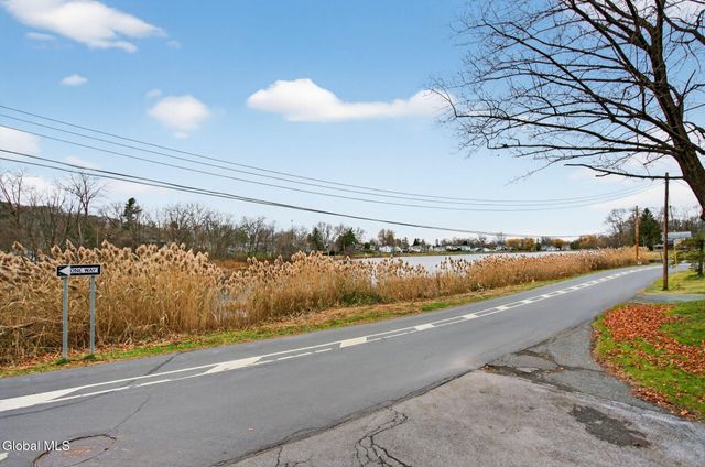 257 Lake Shore Drive, East Greenbush, NY 12144