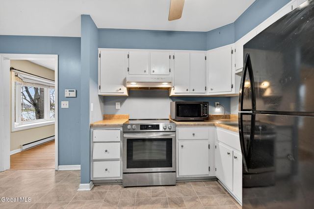 257 Lake Shore Drive, East Greenbush, NY 12144