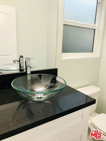 8620 Melvil Street 1, Los Angeles, CA 90034