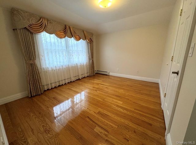 253-12 58th Avenue, Little Neck, NY 11362