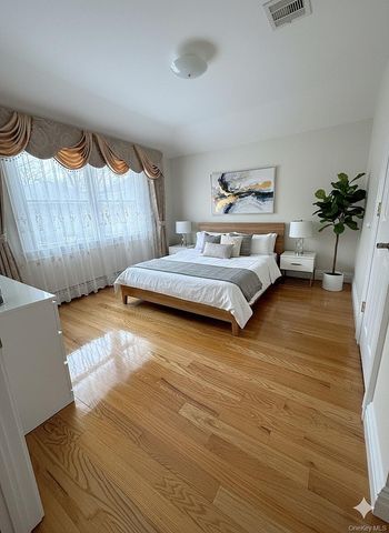 253-12 58th Avenue, Little Neck, NY 11362