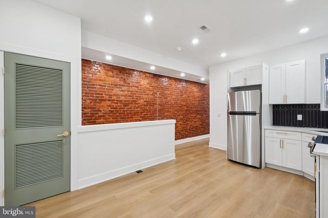 1325 KERBAUGH ST, Philadelphia, PA 19140