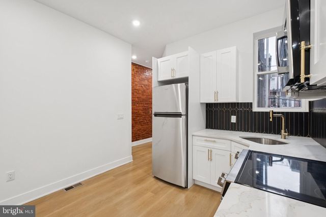 1325 KERBAUGH ST, Philadelphia, PA 19140