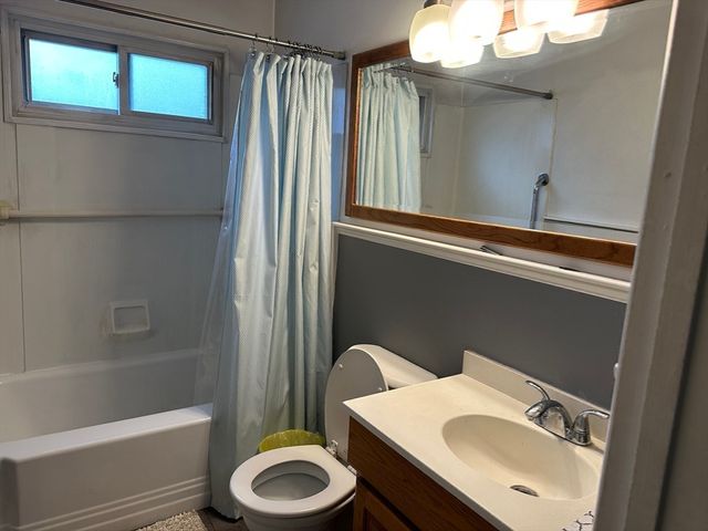 153 Freeman Street Ext, Haverhill, MA 01832