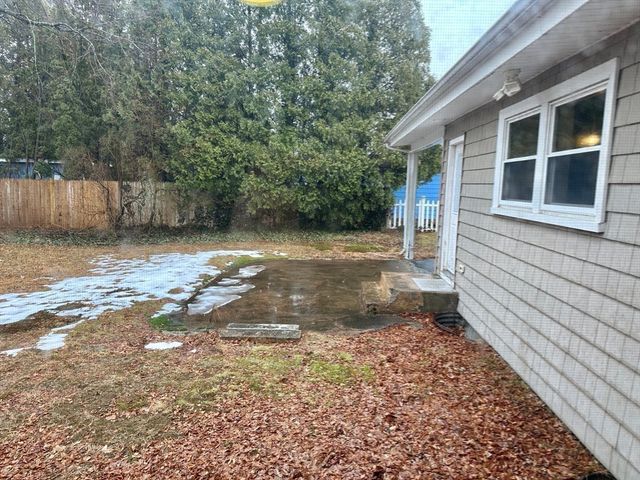 153 Freeman Street Ext, Haverhill, MA 01832