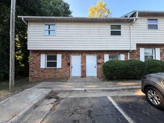 1827 Merritt Drive B, Greensboro, NC 27407
