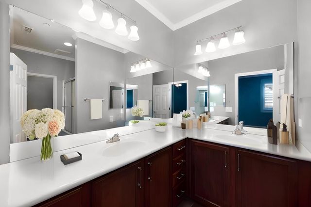 3064 Parkham Dr, Roseville, CA 95747