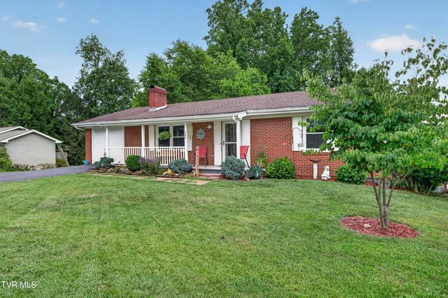 105 Cedar Lane, Bristol, VA 24201