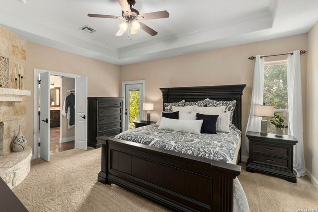 786 SHEPHERDS CROOK, Helotes, TX 78023
