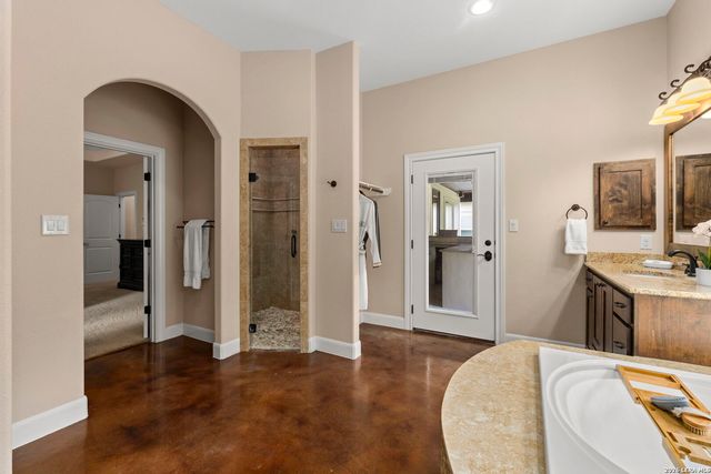 786 SHEPHERDS CROOK, Helotes, TX 78023