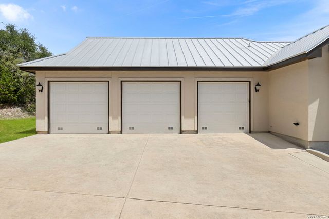 786 SHEPHERDS CROOK, Helotes, TX 78023