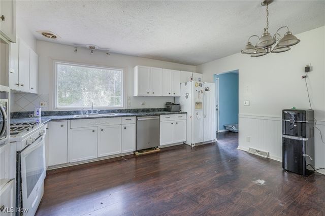 9868 Meldon Drive, Streetsboro, OH 44241