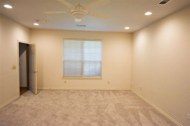 1622 NW 36th St, Lawton, OK 73505