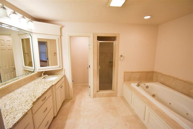 1622 NW 36th St, Lawton, OK 73505