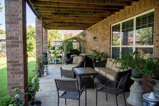1622 NW 36th St, Lawton, OK 73505