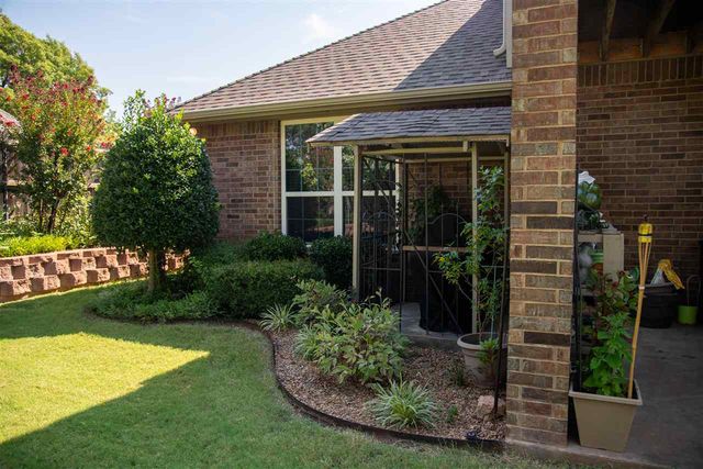 1622 NW 36th St, Lawton, OK 73505