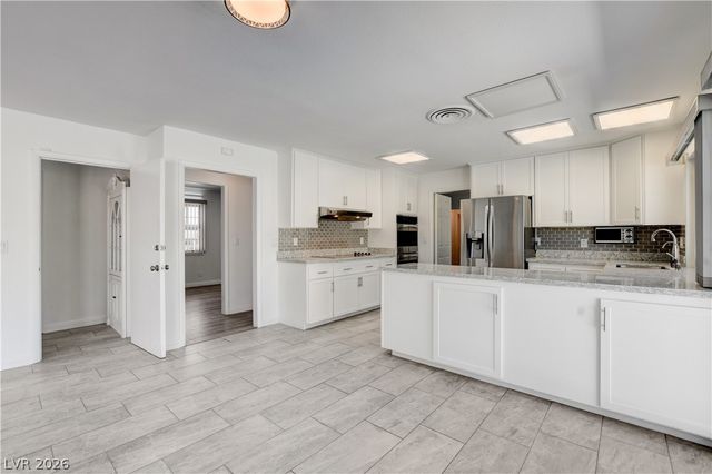 3770 Meadowcrest Drive, Las Vegas, NV 89121