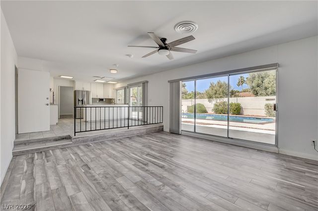 3770 Meadowcrest Drive, Las Vegas, NV 89121