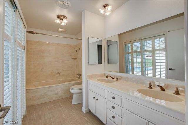 3770 Meadowcrest Drive, Las Vegas, NV 89121