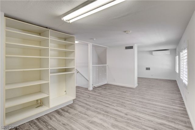 3770 Meadowcrest Drive, Las Vegas, NV 89121